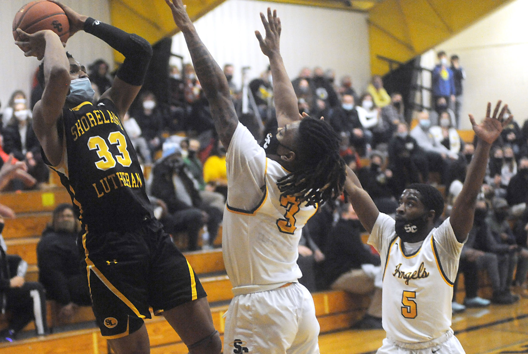 St. Catherine's beats Shoreland Lutheran